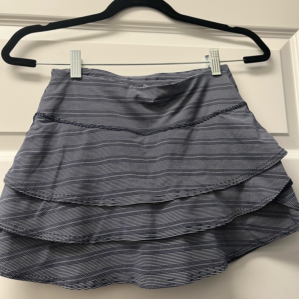 Athleta Womens Swing Skort Size XS Blue with white